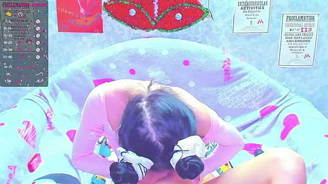 Snapshot of Vanessa_Florence chatting on January 16, 2:08 pm Vanessa Florence online show from January 16, 2:08 pm