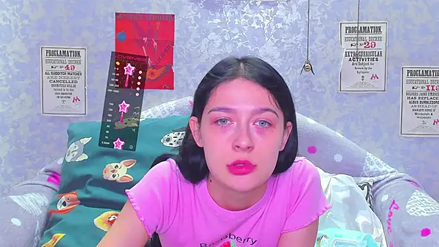 Snapshot of Vanessa_Florence chatting on February 18, 1:21 am Vanessa Florence online show from February 18, 1:21 am