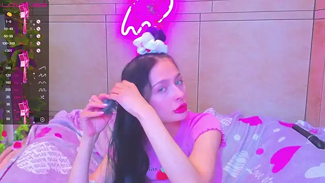 Snapshot of Vanessa_Florence chatting on March 2, 4:39 am Vanessa Florence online show from March 2, 4:39 am