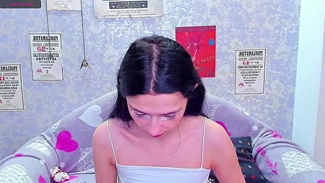 Snapshot of Vanessa_Florence chatting on March 22, 6:54 am Vanessa Florence online show from March 22, 6:54 am