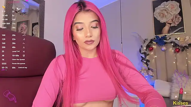 Emma Thompsson online show from December 7, 3:14 am