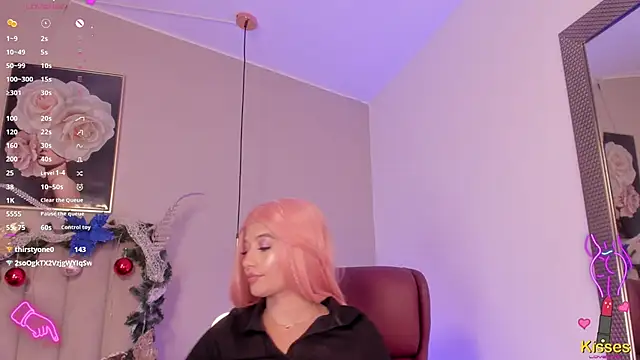 Emma Thompsson online show from January 9, 5:23 am