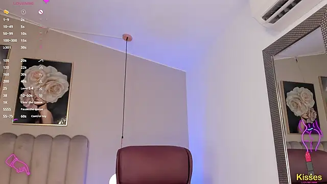 Emma Thompsson online show from January 27, 2:10 am