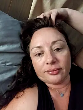 Snapshot of catalina77771 chatting on March 21, 2:18 am catalina77771 online show from March 21, 2:18 am