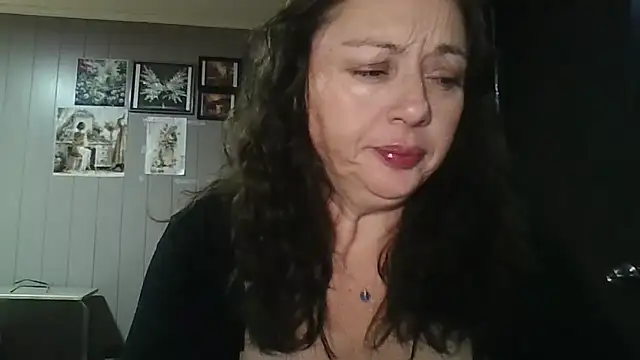 Snapshot of catalina77771 chatting on September 17, 4:47 am catalina77771 online show from September 17, 4:47 am