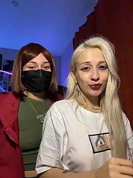 Snapshot of Dooubletroublee chatting on September 9, 12:21 am Dooubletroublee online show from September 9, 12:21 am