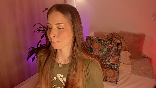 Snapshot of Lady_lacey05 chatting on March 13, 11:00 pm Lady lacey05 online show from March 13, 11:00 pm