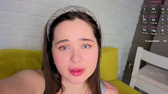 KateBleare online show from March 9, 5:28 pm