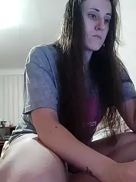 Snapshot of emeli_moon chatting on October 19, 9:26 pm emeli moon online show from October 19, 9:26 pm