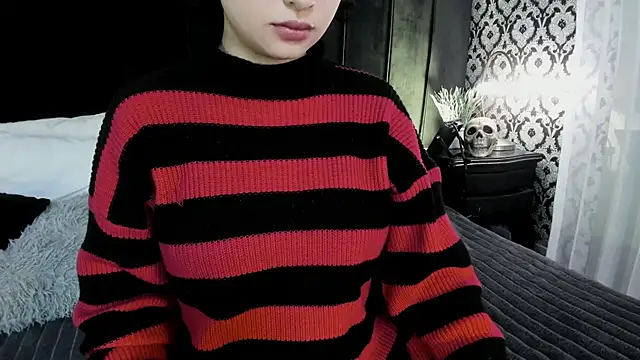 Snapshot of Adeelinee chatting on September 18, 7:38 pm Adeelinee online show from September 18, 7:38 pm