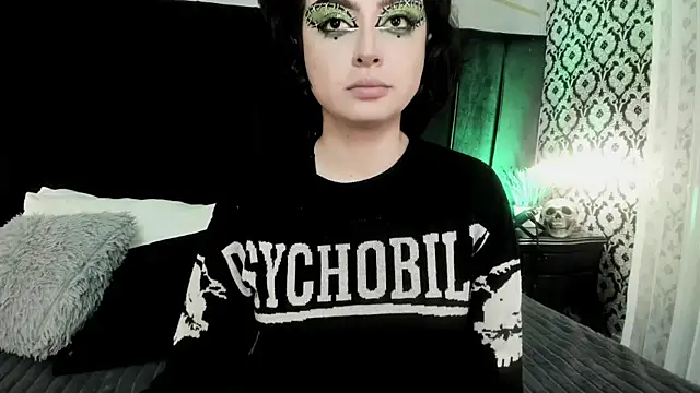 Snapshot of Adeelinee chatting on October 21, 7:58 pm Adeelinee online show from October 21, 7:58 pm