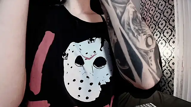 Snapshot of Adeelinee chatting on October 24, 8:05 pm Adeelinee online show from October 24, 8:05 pm