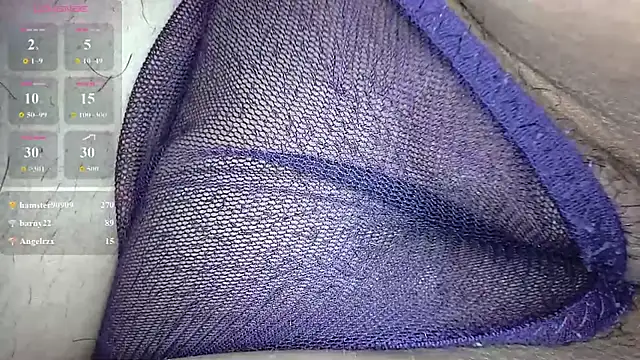 Snapshot of white_sexy_ chatting on February 2, 11:14 pm white sexy online show from February 2, 11:14 pm