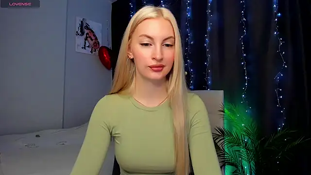 Kimmy powell online show from October 4, 3:59 am