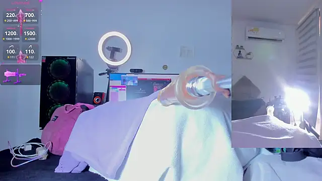 Abigail Girl   online show from December 19, 5:20 pm