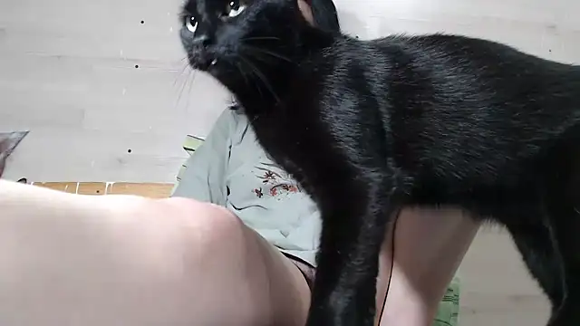 CRISTIINA37 online show from January 8, 2:30 pm