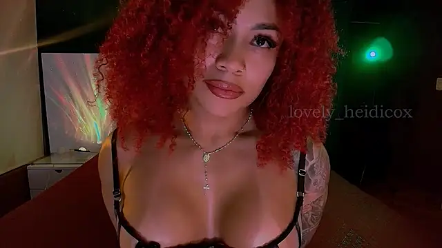 HeidiCox online show from December 21, 1:24 am