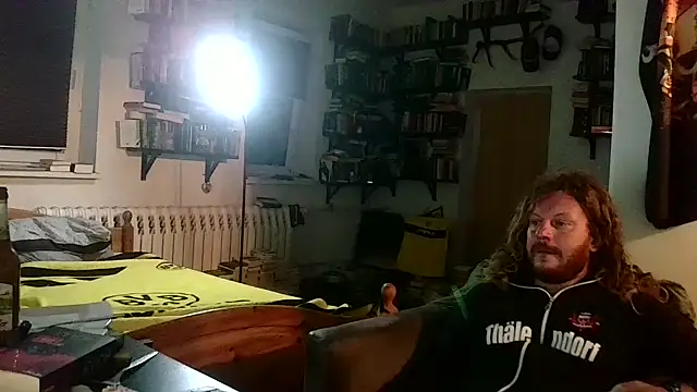 Snapshot of sunr1sa chatting on September 19, 4:03 am sunr1sa online show from September 19, 4:03 am