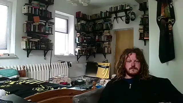 Snapshot of sunr1sa chatting on October 11, 1:31 pm sunr1sa online show from October 11, 1:31 pm