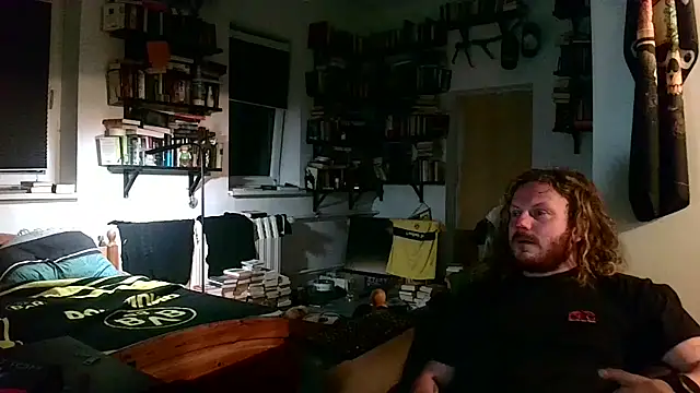 Snapshot of sunr1sa chatting on October 21, 4:24 am sunr1sa online show from October 21, 4:24 am