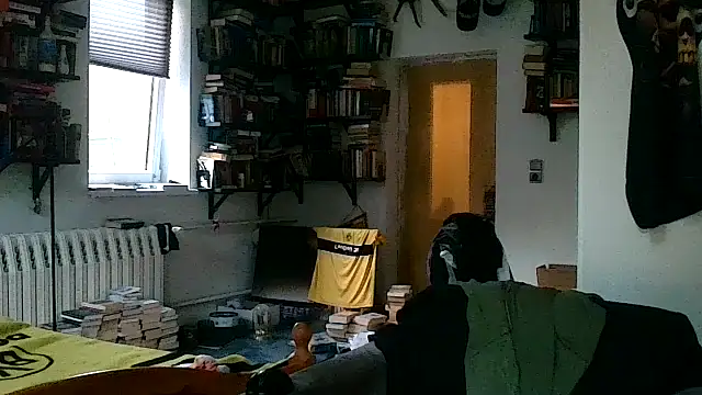 Snapshot of sunr1sa chatting on October 26, 6:30 am sunr1sa online show from October 26, 6:30 am