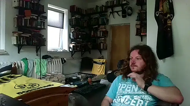 Snapshot of sunr1sa chatting on November 2, 7:11 am sunr1sa online show from November 2, 7:11 am