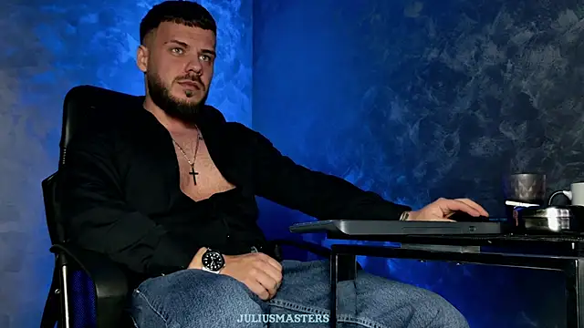 juliusmasters online show from January 16, 9:30 pm