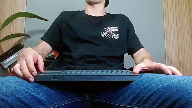 Mr WhiteCock online show from November 20, 11:37 pm