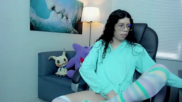 Snapshot of Angel_Dust18 chatting on November 29, 3:26 pm Angel Dust18 online show from November 29, 3:26 pm