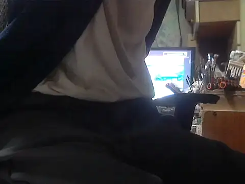 Snapshot of shikokichi55 chatting on January 15, 2:24 pm shikokichi55 online show from January 15, 2:24 pm