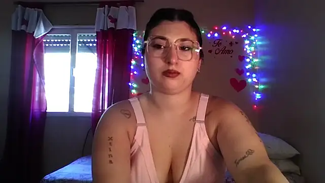 imsohornydacom online show from February 20, 5:46 pm