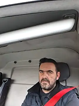 pachapeter online show from January 9, 12:30 pm