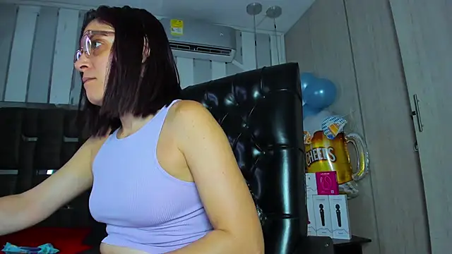 KatteMoss online show from September 28, 11:59 am