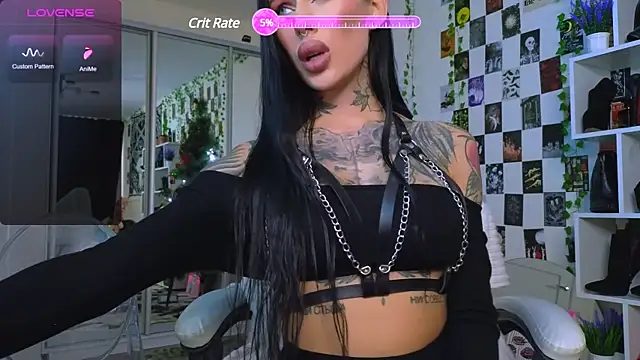 Snapshot of MaryVegas69 chatting on December 18, 11:02 am MaryVegas69 online show from December 18, 11:02 am