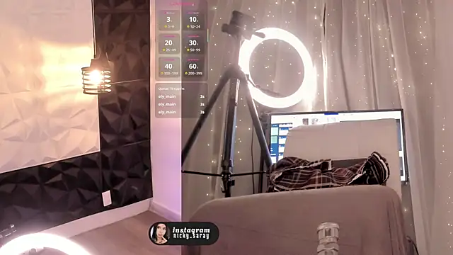 nickky   online show from September 20, 1:39 am