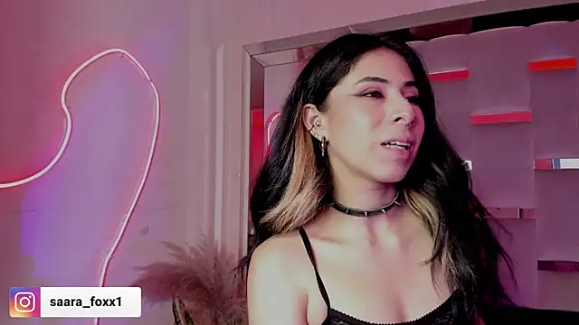 Snapshot of Sara_Foxx1 chatting on April 26, 8:17 pm Sara Foxx1 online show from April 26, 8:17 pm