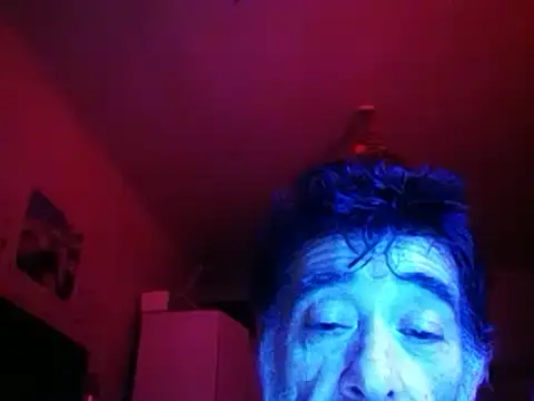 DaddyQuimHot online show from March 11, 7:04 am