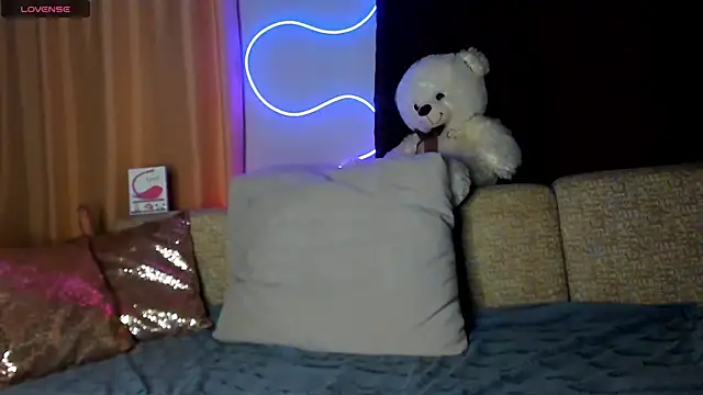 Leila purr18 online show from January 26, 1:20 am