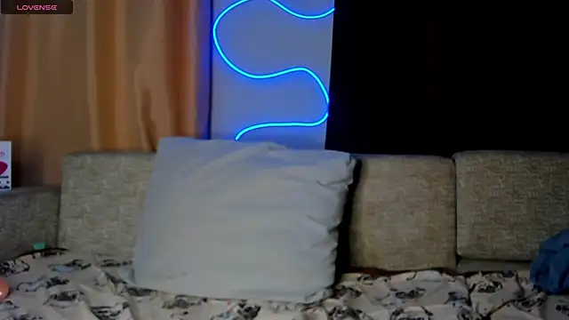 Leila purr18 online show from February 25, 3:16 pm
