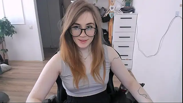 PureHeartt  online show from September 29, 9:58 am