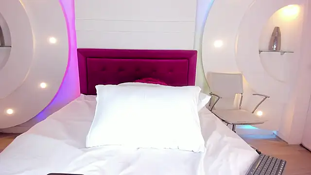 Nia20x online show from January 23, 5:31 pm