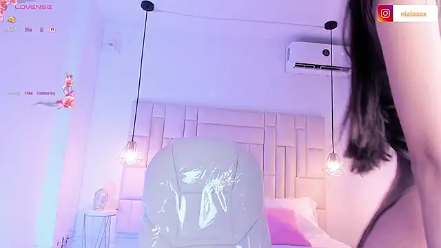 Nia20x online show from February 26, 10:42 pm