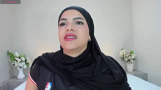 Umarani  online show from May 5, 6:27 pm