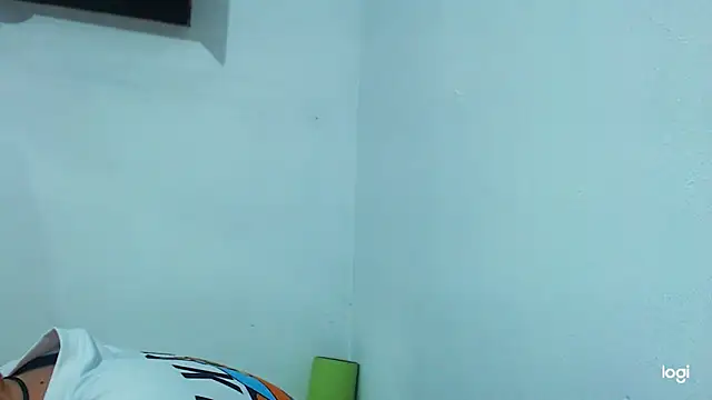 tomboyblue online show from December 17, 11:27 pm