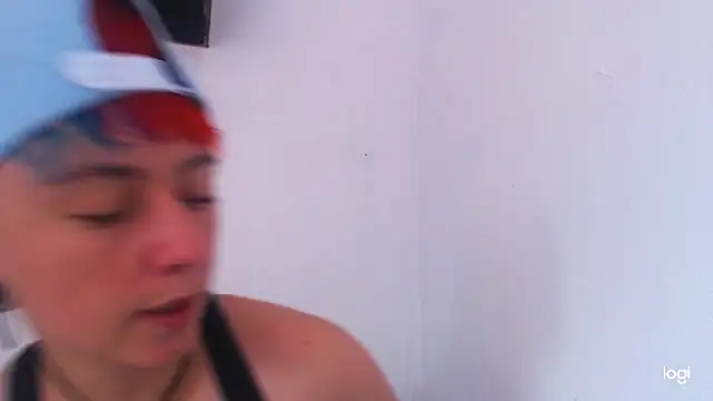 tomboyblue online show from December 21, 7:49 pm