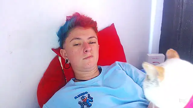 tomboyblue online show from December 23, 10:12 pm