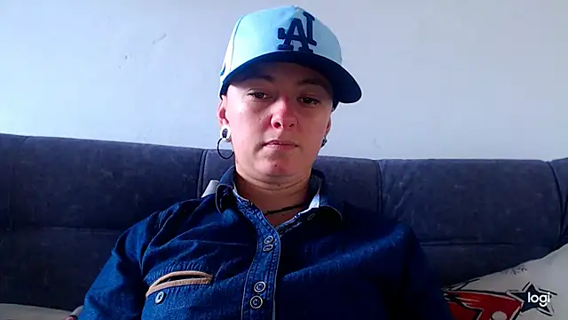 tomboyblue online show from December 31, 8:45 pm