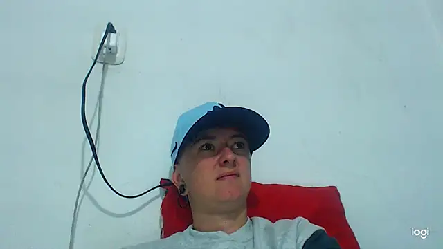 tomboyblue online show from January 2, 11:27 pm