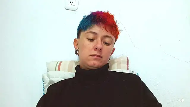 tomboyblue online show from January 17, 5:30 pm