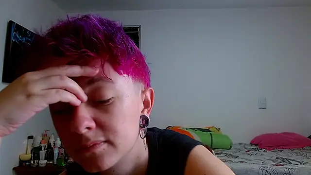 tomboyblue online show from May 15, 5:31 pm